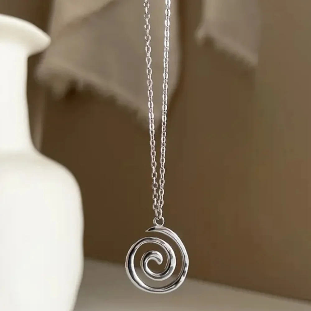 Silver Swirl Necklace